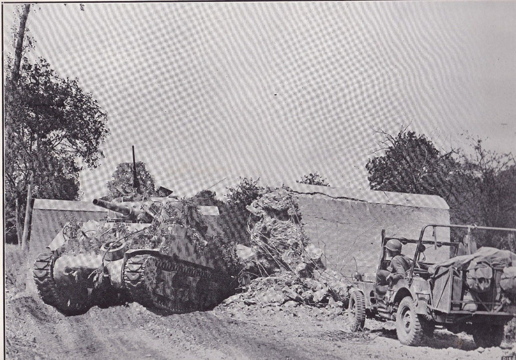 US Tank Smashing Roadblock Brittany WWII Dispatch Photo News Service  0