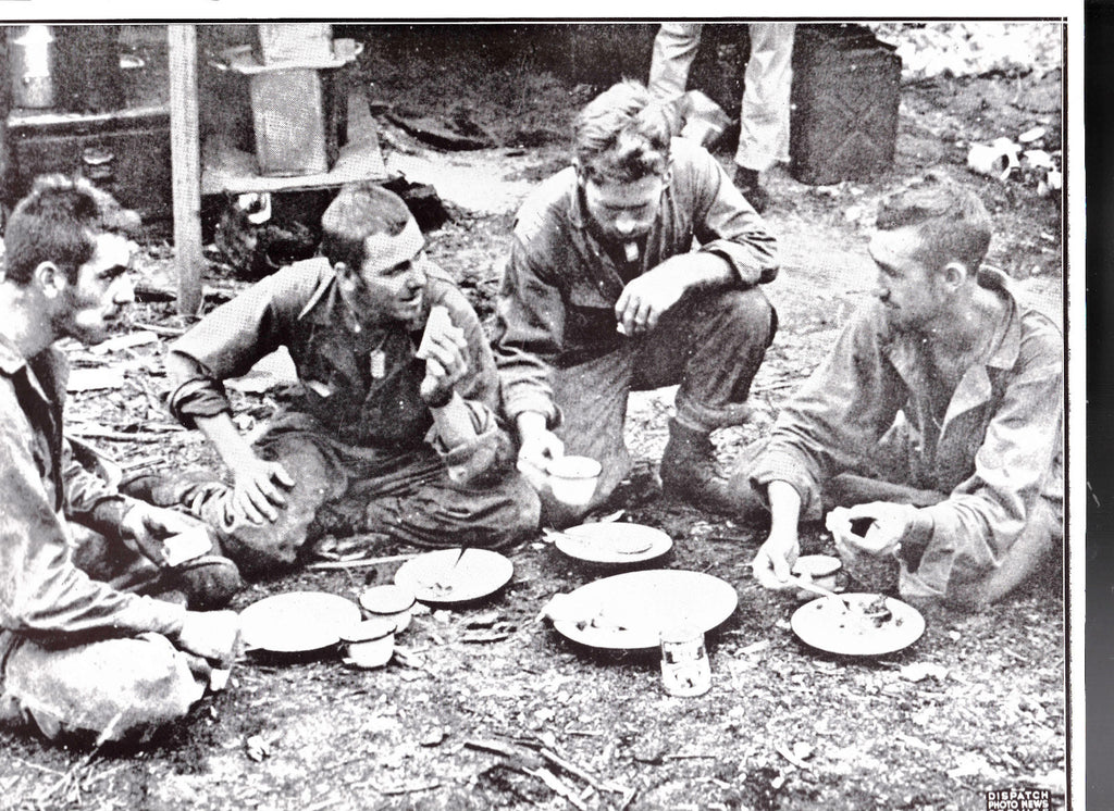 US Soldiers Enjoying Meal After Capturing Enemy WWII Dispatch Photo News Service0