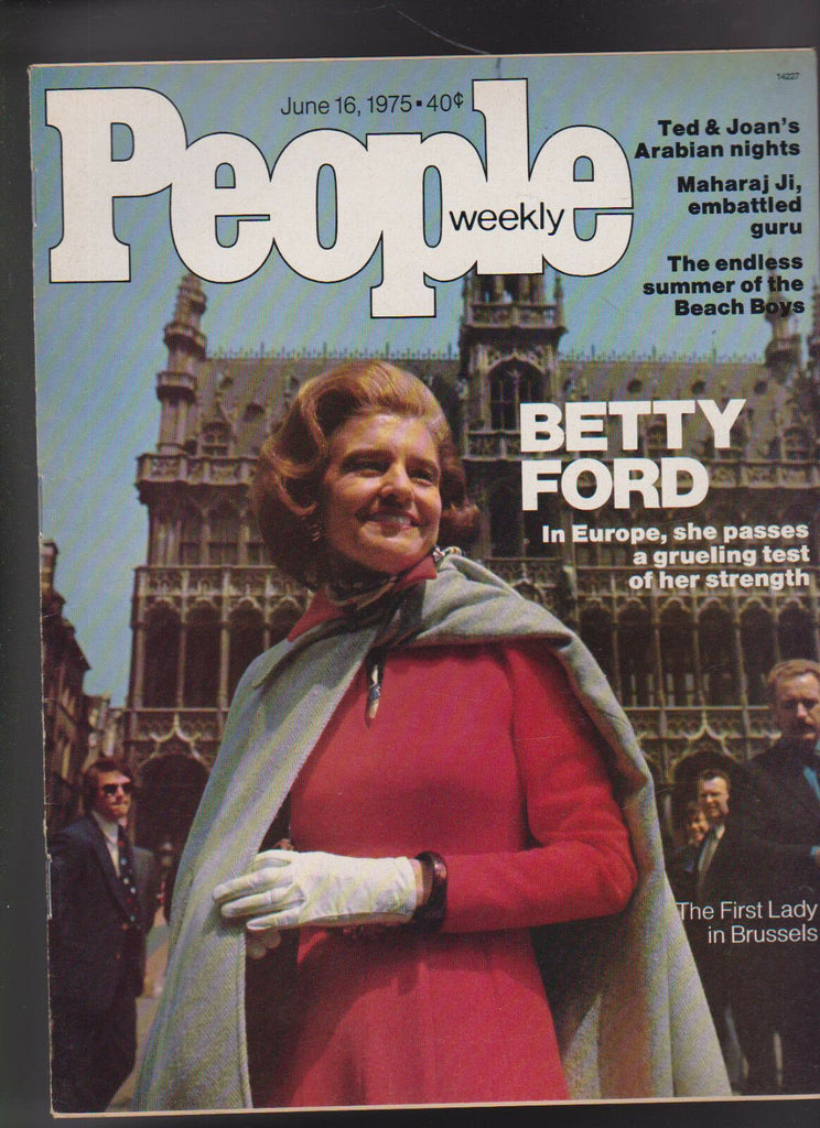 People Magazine Betty Ford Beach Boys Maharaj Ji June 16 1975  Free S/H