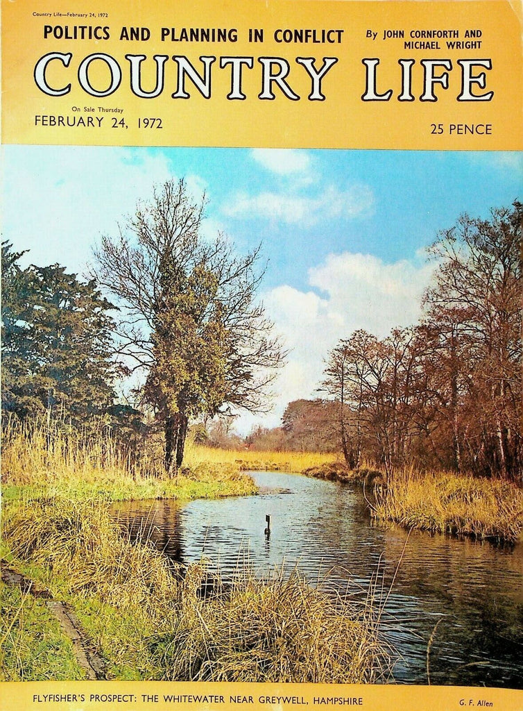 Country Life Magazine February 24 1972 VW K70 Hunting Beagles Norman Hartnell