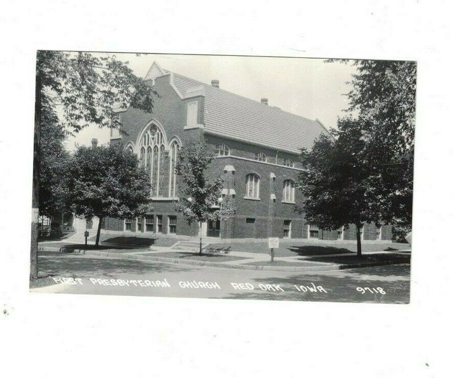 Red Oak Iowa First Presbyterian Church Postcard 9718 LL Cook Co 1940s