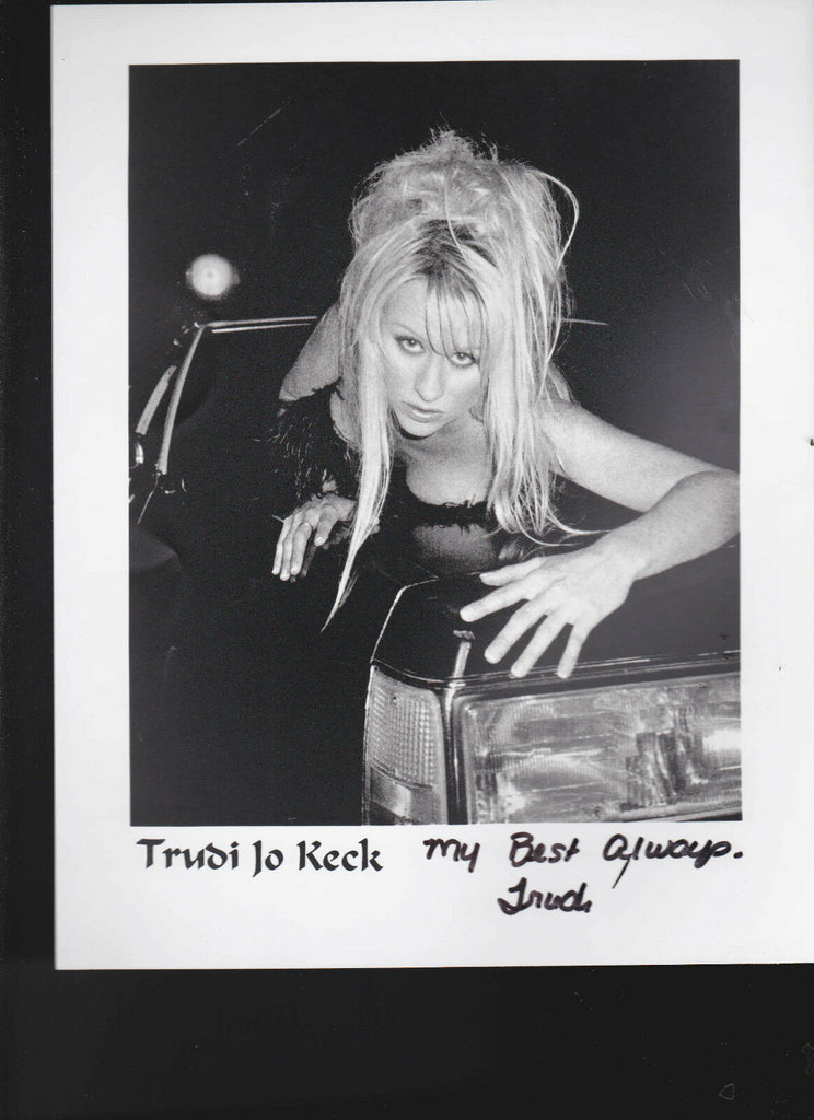 Trudi Jo Keck signed b/w 8x10 musician and author